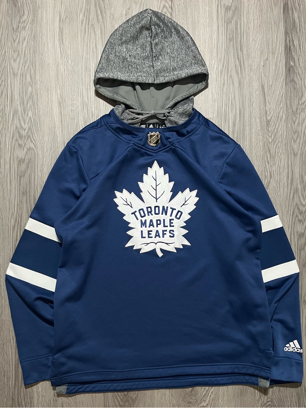 Adidas Toronto Maple Leafs jersey hoodie sweater NHL hockey men’s medium